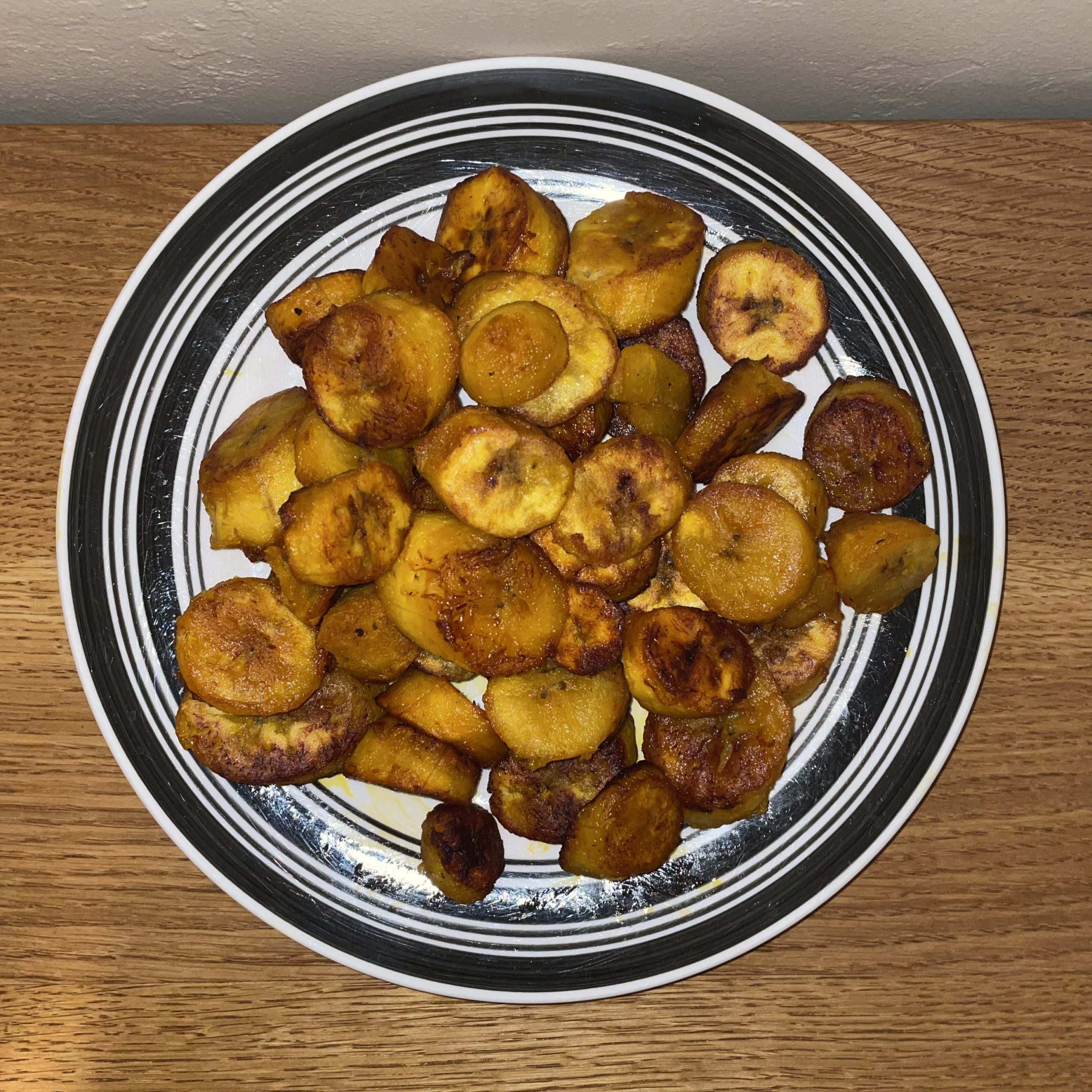 Read more about the article Sweet plantains fried in palm oil