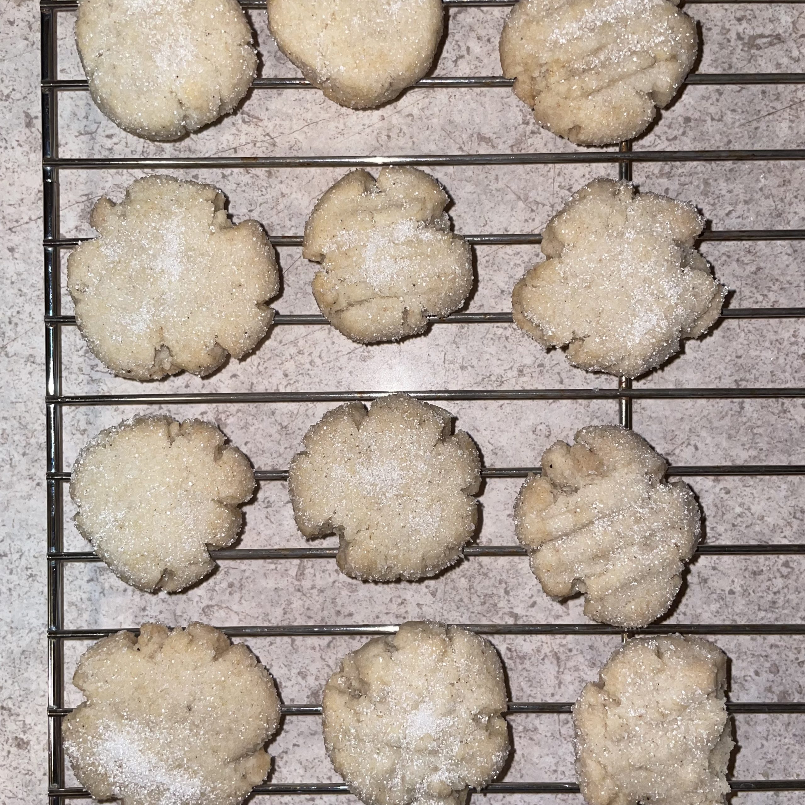 Small sugar cookies